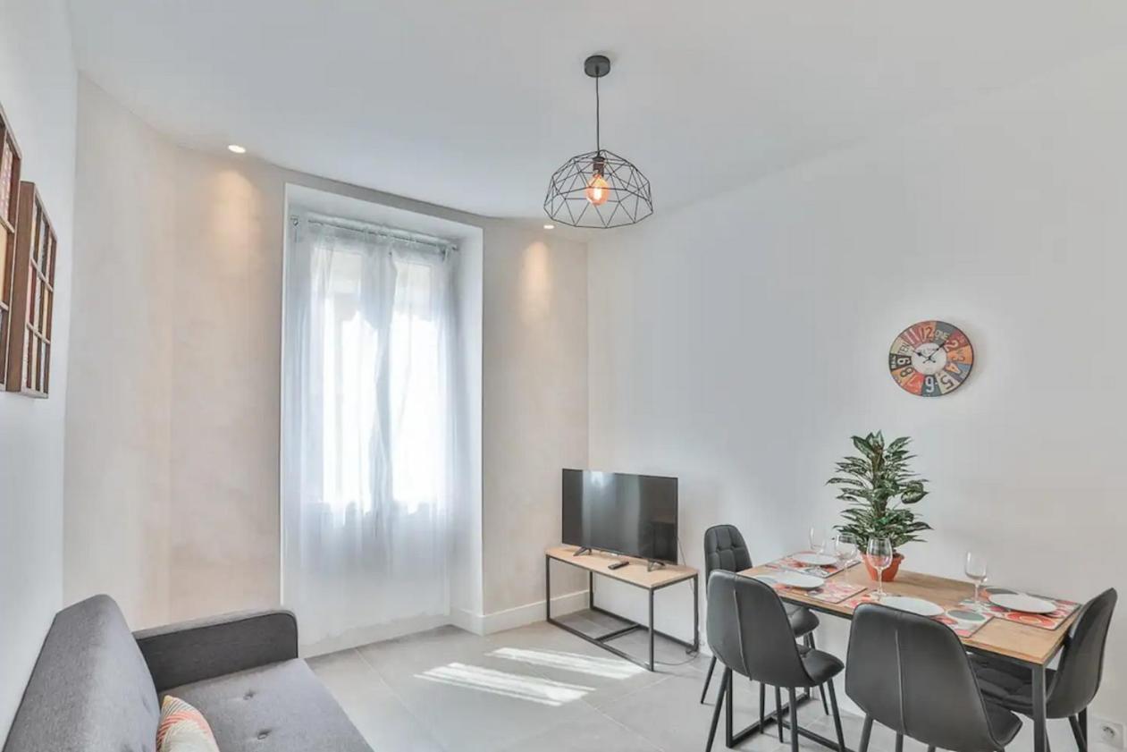 Superbe F1 Au Coeur Du Carre D'or Terrasse/clim Appartement *